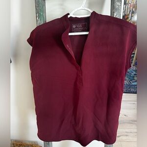 Figs Women's Maroon Scrub set